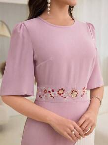 Modelyn Rochie cu mânecă scurtă, brodata cu tiv pliat - Multicolor - Vizualizare 7