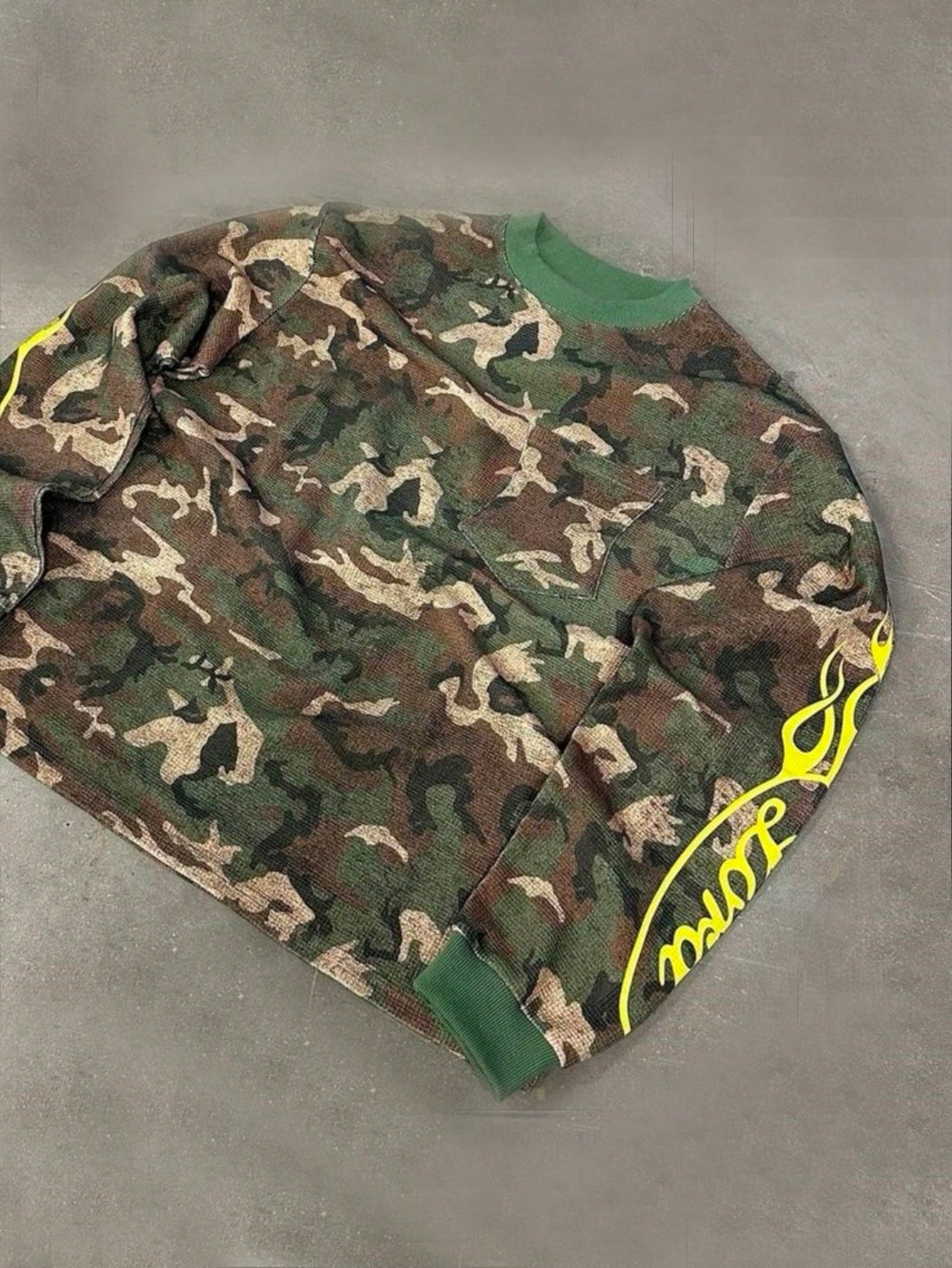 SHEIN Manfinity Dauomo Men's Camouflage Pattern Pullover Hoodie, Minimalist And Fashionable