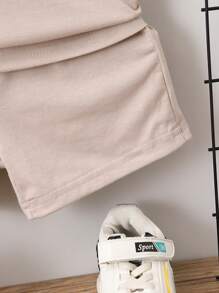 SHEIN Young Boy Loose And Comfortable T-Shirt & Shorts Set, Casual And Cute Style, Suitable For School, Party, Outing, And Sports. Perfect For 4-7-Year-Old Boys. Kids Two Pieces Set - Khaki - View 5