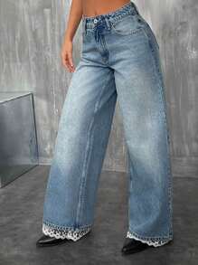RueChic WOMEN WIDE LEG LOW WAIST JEANS HEM LACE DETAIL - Light Wash - View 4