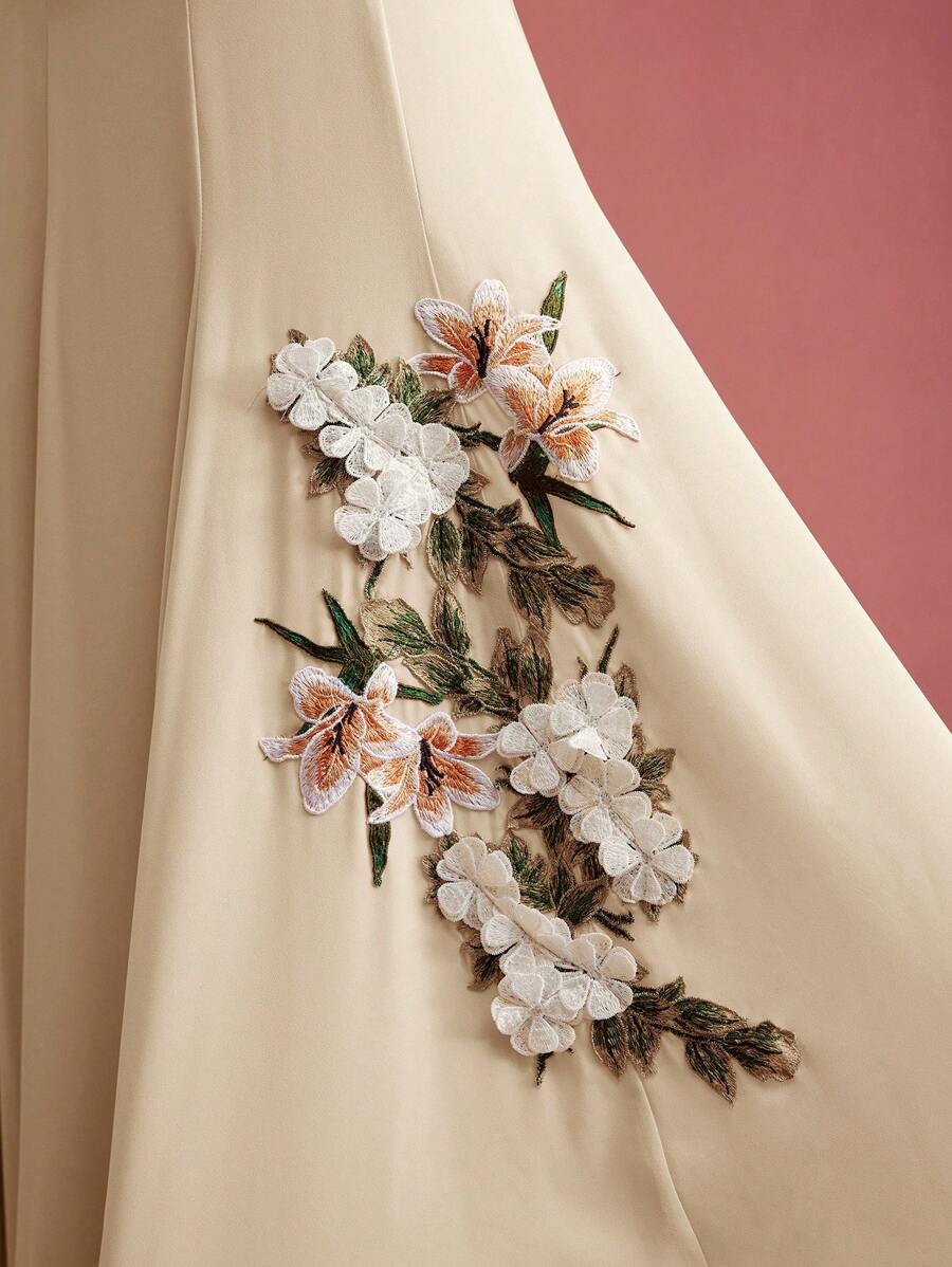 MOTF PREMIUM 方领拼色贴花长裙，情人节装 - 杏色 - 查看 2