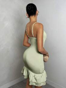 Glamine Gaun Mini Bodycon Seksi Berkerah V dengan Hiasan Ruffle di Bagian Bawah untuk Musim Semi/Panas, Dekorasi Bunga 3D, Gaun Musim Semi Romantis untuk Wanita, Gaun untuk Musim Kembali ke Sekolah - Hijau - View 2