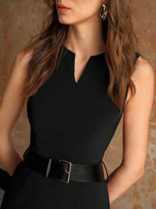 MOTF PREMIUM NOTCHED V-NECK DRESS WITH PU BELT - Black - View 2