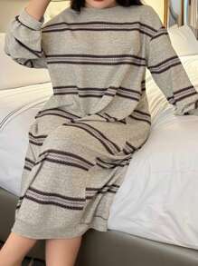 Dazy Plus Camisón de manga larga recta holgado con cuello redondo y rayas, apto para todas las estaciones, talla grande