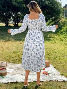 Flirla 加大码修身款方领碎花腰部收腰开衩袖口连衣裙