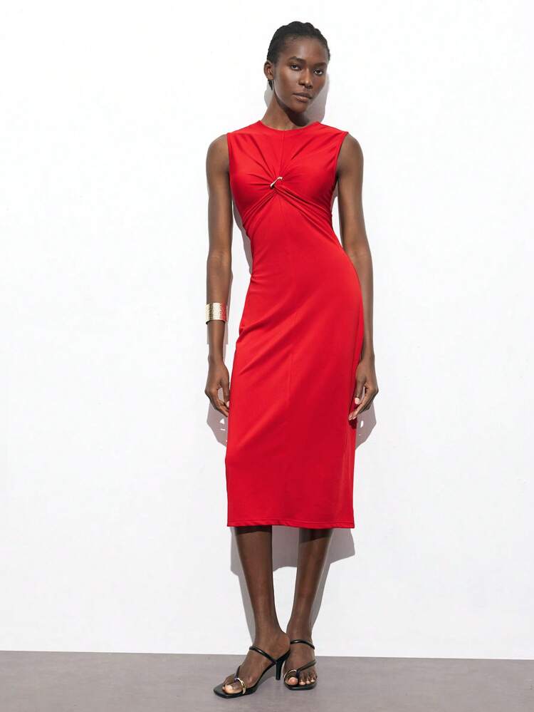 SHEIN Maija New Spring And Summer Red Pleated Chest Pin Decoration Urban Vacation Modern Elegant Romantic Ladies Mid-Length Dress Suitable For Going Out Holiday Party Music Festival Old Money Style