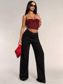 SHEIN BAE 白色和黑色对比色荷叶边短款细肩带上衣，百搭风格，适合日常穿着 - 酒紅色 - 查看 3