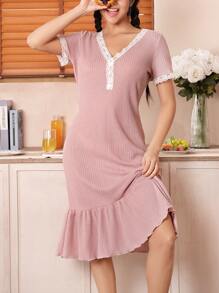 蕾丝拼布装饰纽扣休闲短袖荷叶边下摆女式睡袍