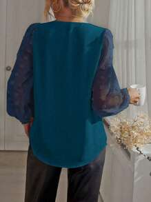 Plus Size Women's Casual Loose Fit V-Neck Long Sleeve Tops