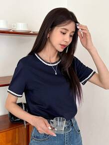 DAZY Camiseta De Cuello Redondo Con Ribete De Contraste - Azul Marino - Ver 2