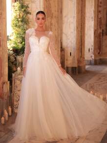 Glamrae 优雅奢华刺绣串珠 3D 花卉透明长袖泡泡纱舞会礼服，带拖尾，适合婚礼、舞会、派对、度假、婚纱 - 米色 - 查看 1