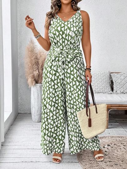 SHEIN Clasi Plus Size Women V-Neck Chain Geometric Print Tie Jumpsuit, Suitable For Summer Outfits, St. Patrick's Day, Rave, Festival, Spring Break, Boho,Beach Outfits