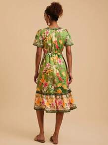 Travachic Váy dài vừa phải, tay ngắn, cổ chữ V, họa tiết hoa, thường ngày, trang phục mùa hè cho phụ nữ, mùa hè, trang phục nghỉ mát cho phụ nữ, váy mùa hè cho phụ nữ - màu xanh lá - Xem 2