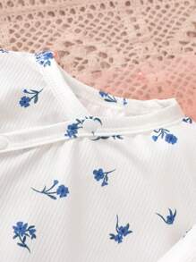 Newborn Minimalist Ditsy Floral Long Sleeve Long Pants Pajama Set With Long Sleeve Top