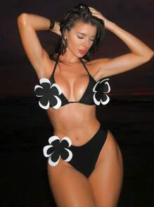 SHEIN Swim 2 件套性感海滩花卉装饰三角比基尼套装，适合夏季度假 - 黑色 - 查看 2