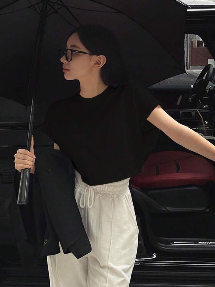 Women Solid Color Cropped T-Shirt