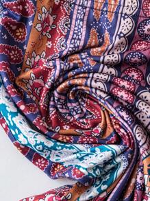 SHEIN LUNE Plus Size Women High Stretch Comfortable Paisley Striped Print Flare Pants, Bohemian Resort, Spring/Summer Womenswear, Plus Size Women Pants - Multicolor - View 4