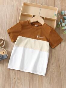 SHEIN Vacaura 男孩字母圖形貼布t恤 - 彩色 - 查看 3