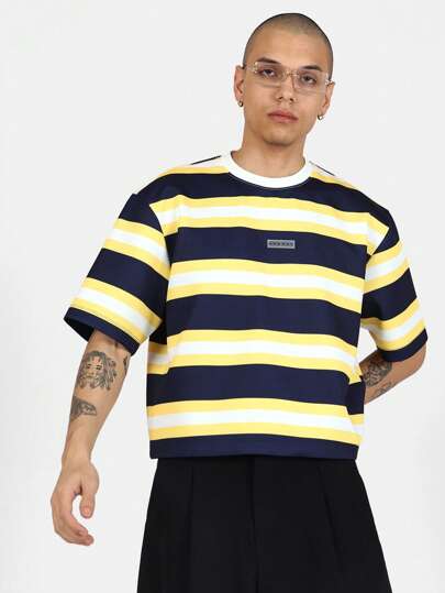 SUMWON Premium Çizgili Tişört Rahat Yaz Yuvarlak Yaka Atletik Kesim Kısa Kollu Sokak Giyimi Kentsel Rahat Hafta Sonu Temel Tişört Modern Moda Açıklaması