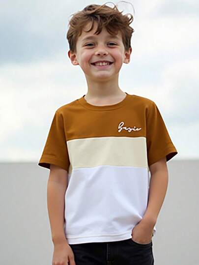 SHEIN Vacaura Playera Gráfica Para Niño Con Letras Y Costura