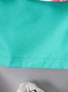 SHEIN 男小童卡通圖案街頭風休閒度假常規翻領短袖2入組/套適合夏天 - 彩色 - 查看 4