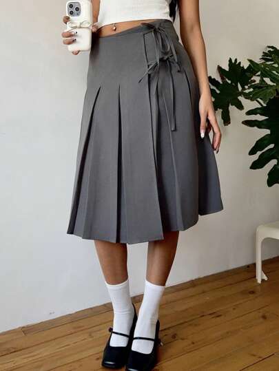 SHEIN EZwear Plus Size Solid Color Bow Ruffle Hem Skirt, Suitable For Women's Summer Outfits, Suitable For Summer Vacation, Daily Wear, Music Festivals And Other Occasions, Minimalist Retro Commuter Style, Suitable For Office Wear Tie Waist Skirt School Uniform Skirt Pleated Skirt Gray Skirt Midi Skirt