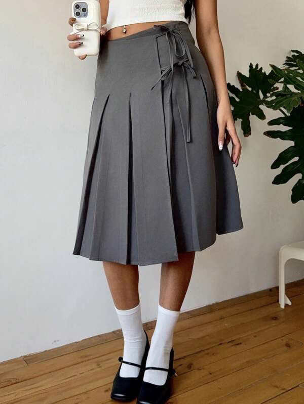 SHEIN EZwear Plus Size Solid Color Bow Ruffle Hem Skirt, Suitable For Women's Summer Outfits, Suitable For Summer Vacation, Daily Wear, Music Festivals And Other Occasions, Minimalist Retro Commuter Style, Suitable For Office Wear Tie Waist Skirt School Uniform Skirt Pleated Skirt Gray Skirt Midi Skirt School Skirt Tie Skirt