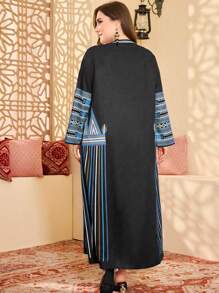 Al Najma 女士印花圆领长袖休闲连衣裙，加大码，阿拉伯风格 - 彩色 - 查看 2