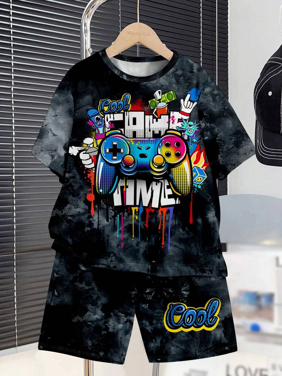 SHEIN Set de 2 piezas Conjunto informal para adolescente varón con estampado gráfico de videojuegos minimalista, de manga corta y cuello redondo, adecuado para el verano - Multicolor - Ver 1