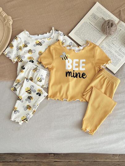SHEIN LMoss Kids 4pcs Baby Girl Baby Girl Cute Bee & Letter Graphic Ruffle Trim Crew Neck Short Sleeve Top And Pants Pajama Set, Soft & Comfortable Baby Clothes Set Baby Clothes Sets Baby Infant Clothes Infant Outfits Baby Clothes Unisex Cartoon