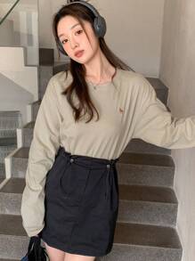 DAZY Áo thun hở vai họa tiết hoạt hình, Quần áo nữ mùa thu - Màu be - Xem 6