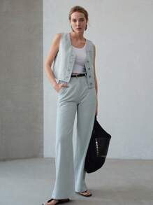 MOTF PREMIUM 洗水纽扣牛仔背心 - 霧霾藍 - 查看 3