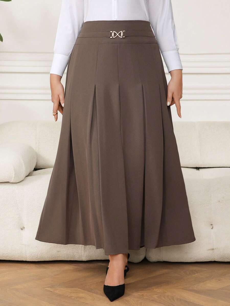 Modelyn Plus Size Solid Color Pleated Long Skirt - Coffee Brown - View 1