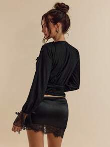 SHEIN BAE Blusa de encaje negro de manga larga con cuello en V y halter para mujeres, camisa de encaje negro, primavera/verano - Negro - Ver 2