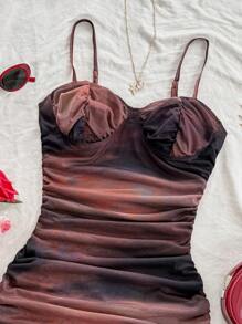 Soleia Robe mini d'été pour femmes avec laçage, décolleté à fines bretelles, motif tie dye et maille ajustée - Multicolore - Voir 3