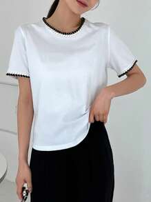 DAZY Camiseta Cuello Redondo Con Ribete De Contraste - Blanco - Ver 4