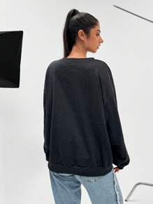 EURMUSE Áo nỉ hở vai họa tiết chữ 100% Cotton - Màu xám đen - Xem 2