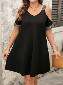 SHEIN LUNE Plus Size Women Gold Ribbon Trim V-Neck Shoulder Strap Elegant Slip Dress - Black - View 4
