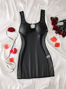 ثوب نوم نسائي جذاب مع فتحات، رقعة شبكية نقطية، جلد PU، مُنحف، حلقة معدنية، جذاب - الأسود - مشاهدة 1