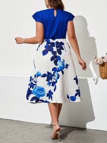 Ellevyn Conjunto de talla grande de dos piezas elegante para ocasiones festivas: blusa de cuello redondo con puños con volantes de color liso y falda larga y de cintura alta con estampado de rosas - Azul - Ver 8