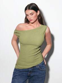 Maija Plus-size asymmetrische zoom T-shirt van getextureerde stof, korte mouwen