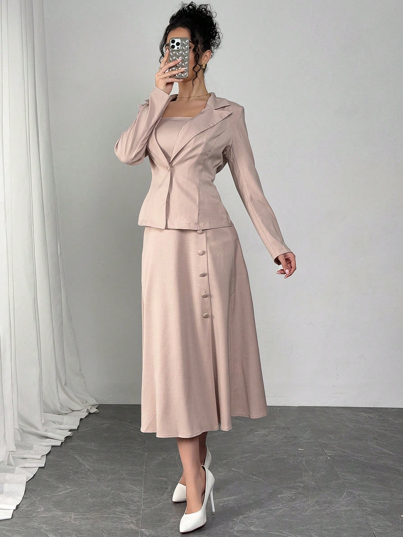 Modelyn فستان قميص زراعي بلون وردي فاتح + بليزر ضي...