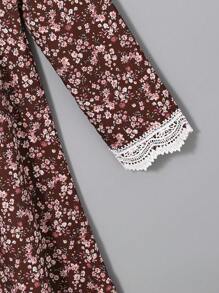 SHEIN Tween Girl Vacation Ditsy Floral Contrast Lace Long Sleeve Casual Dress Young Girls Dresses - Burgundy - View 3