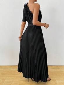 SHEIN Clasi Robe élégante noire asymétrique à volants en mousseline d'épaule pour femme, printemps/été, avec ceinture nouée à la taille plissée