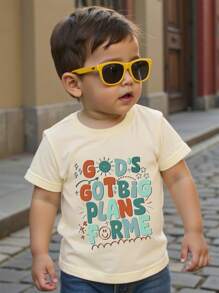 GraphicGems 男婴可爱创意“上帝对我有大计划”字母图案短袖圆领 T 恤，夏季休闲 - 杏色 - 查看 2