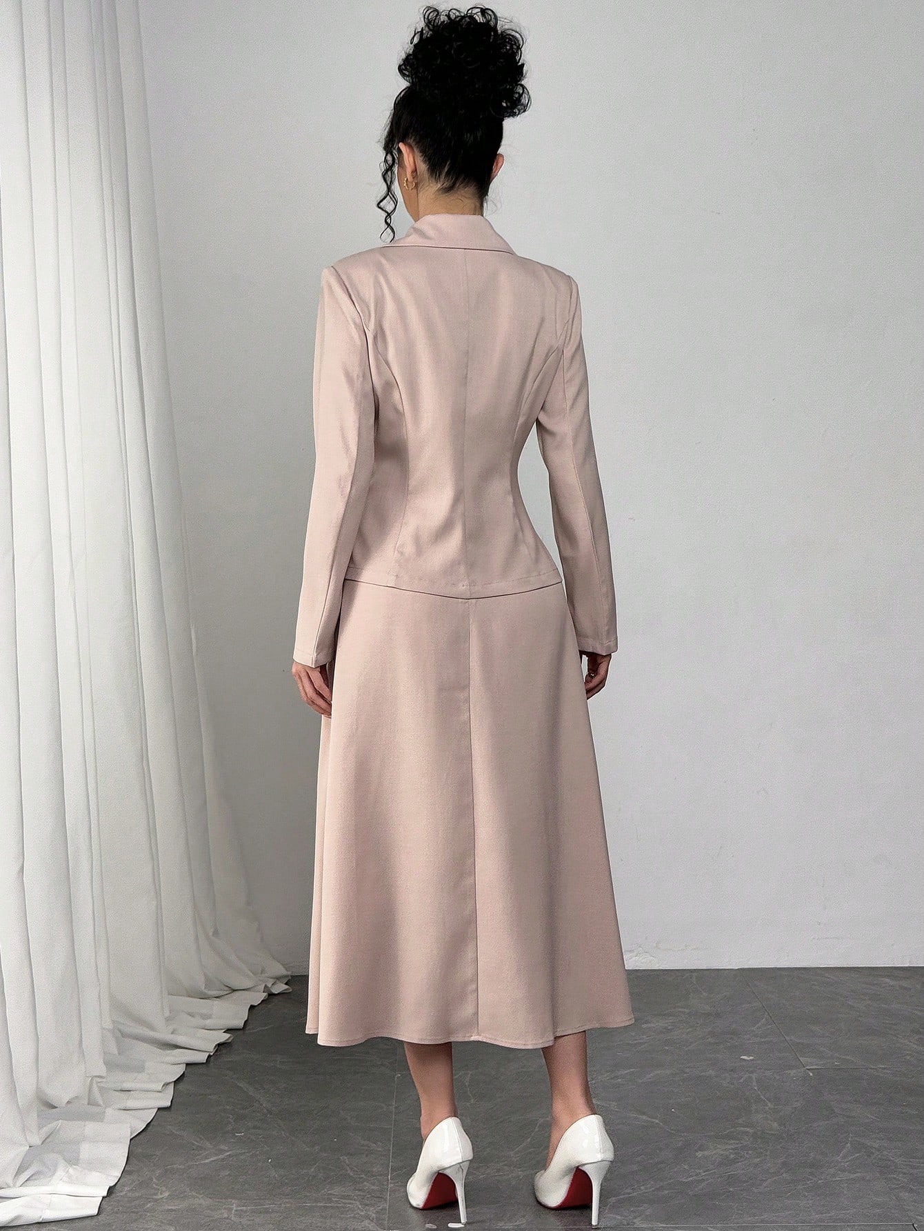 Modelyn فستان قميص زراعي بلون وردي فاتح + بليزر ضي...