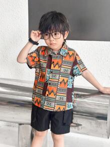SHEIN Little Byeori 1件年輕男孩的休閒、舒適、時尚、多功能、柔軟透氣的短袖襯衫,具有濃郁的復古風格地球儀圖案,適用於春夏假期 - 棕色 - 查看 4