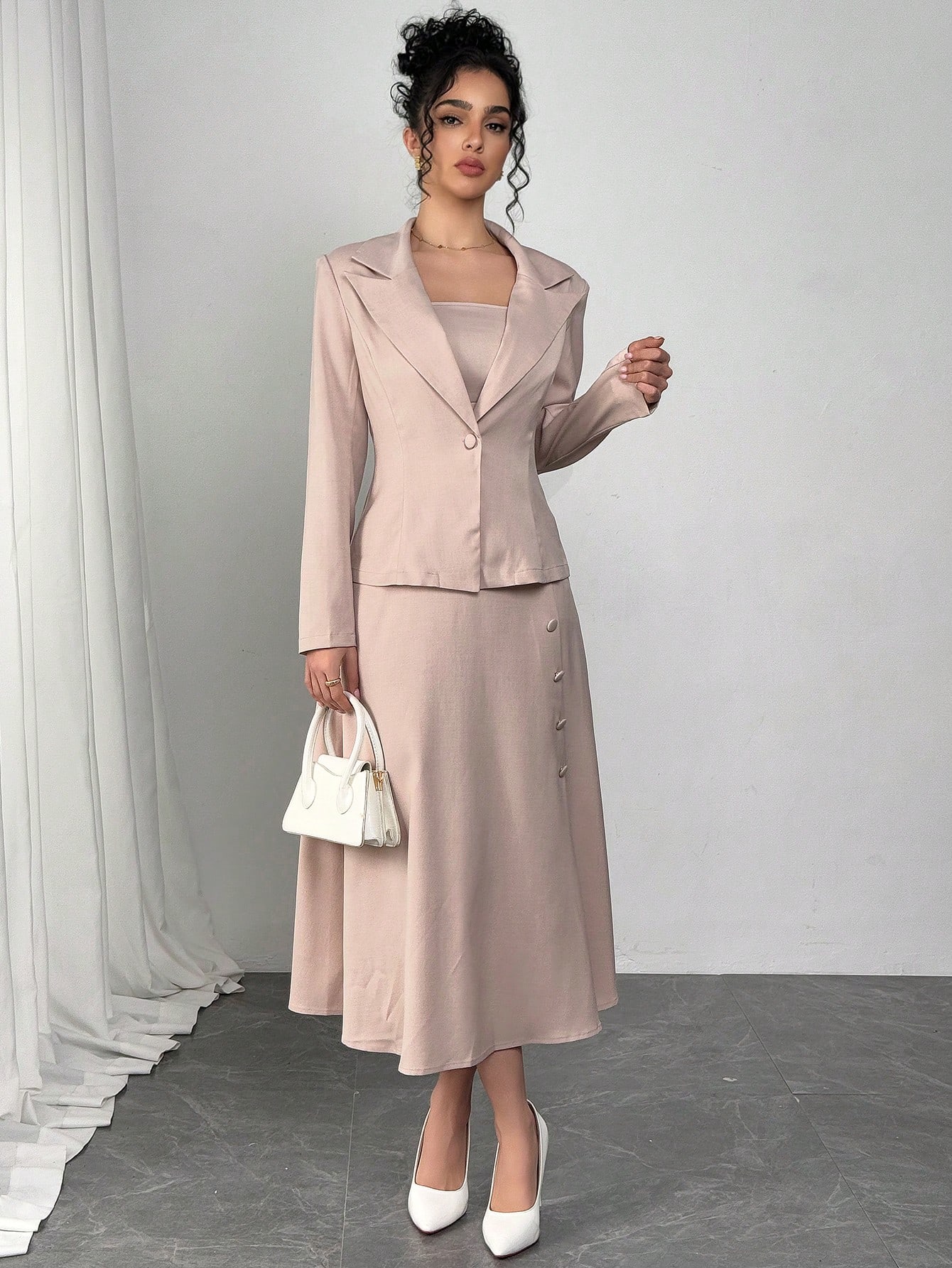 Modelyn فستان قميص زراعي بلون وردي فاتح + بليزر ضي...