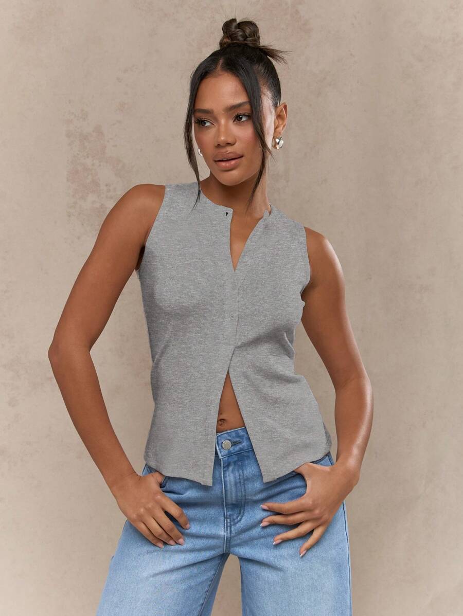 MISSGUIDED 无袖 V 领背心，前开衩细节，棉质针织衫，夏季休闲修身，基本款，分层必备，现代简约时尚 - 灰色 - 查看 1