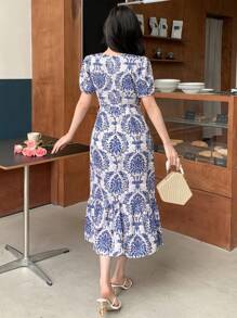 DAZY Vestido corto de estilo vacacional de manga corta con estampado floral de verano con volantes para mujer